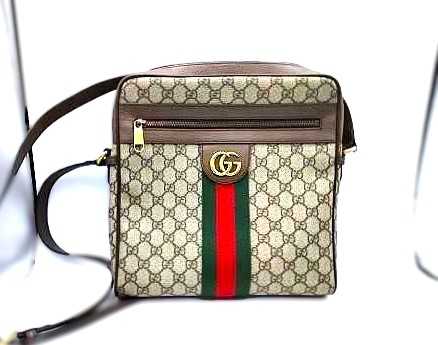 グッチ買取 オフィディア GGスプリーム ラージ メッセンジャーバッグ 547934